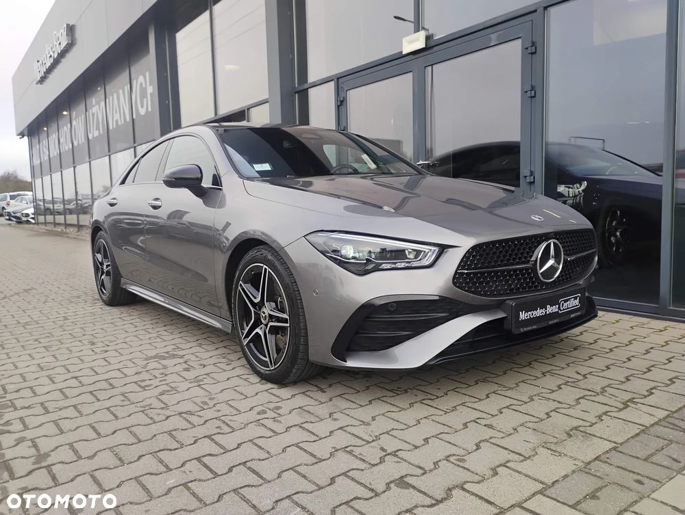 Mercedes-Benz CLA 200 AMG Line 7G-DCT - 7