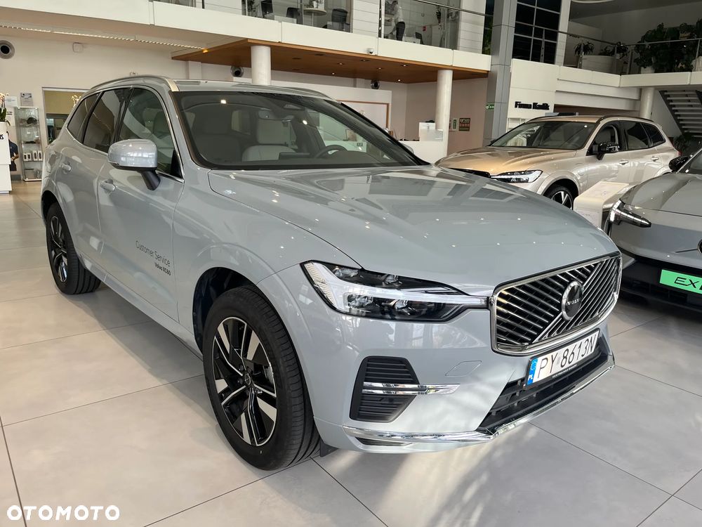 Volvo XC 60 B5 B AWD Plus Bright - 4