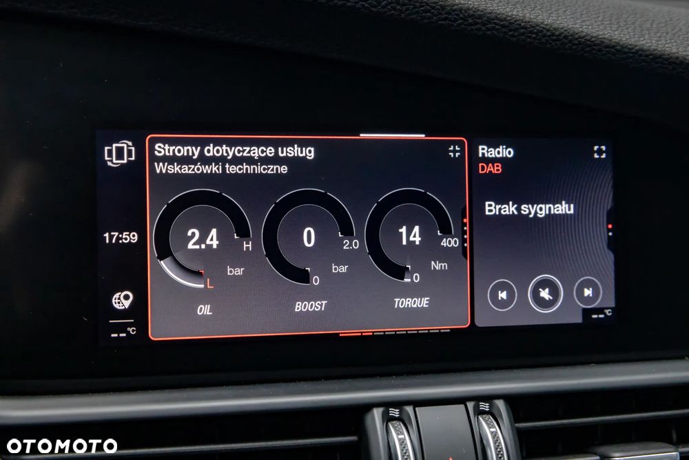 Alfa Romeo Giulia 2.0 Turbo 16V AT8-Q4 Veloce - 21