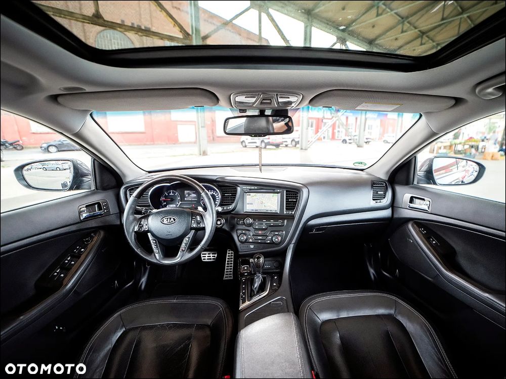 Kia Optima - 16
