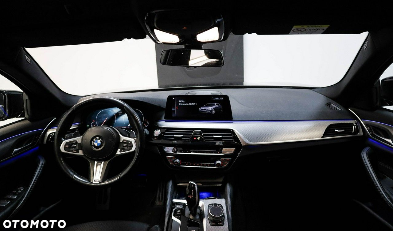 BMW Seria 5 520d xDrive M Sport sport - 11