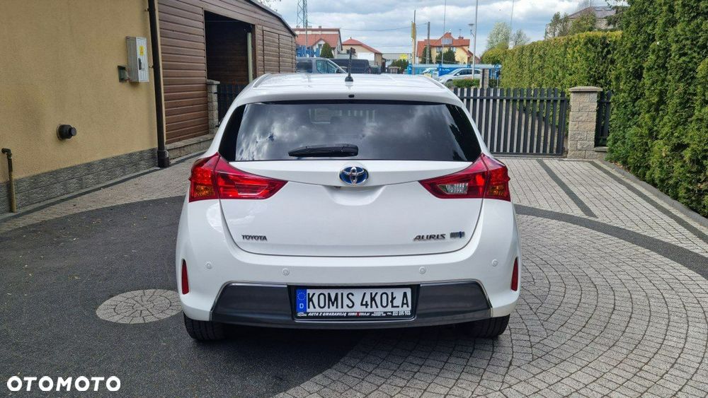 Toyota Auris - 4