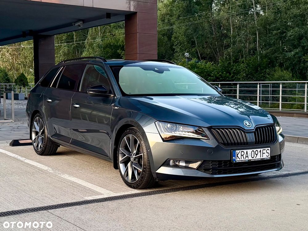 Skoda Superb 2.0 TDI Sportline DSG - 8