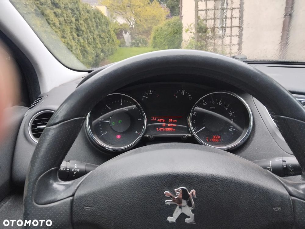 Peugeot 5008 1.6 HDi Active - 8