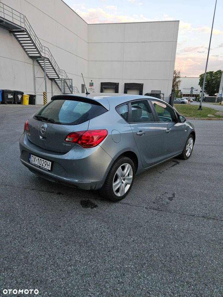 Opel Astra 1.4 Turbo Active - 11