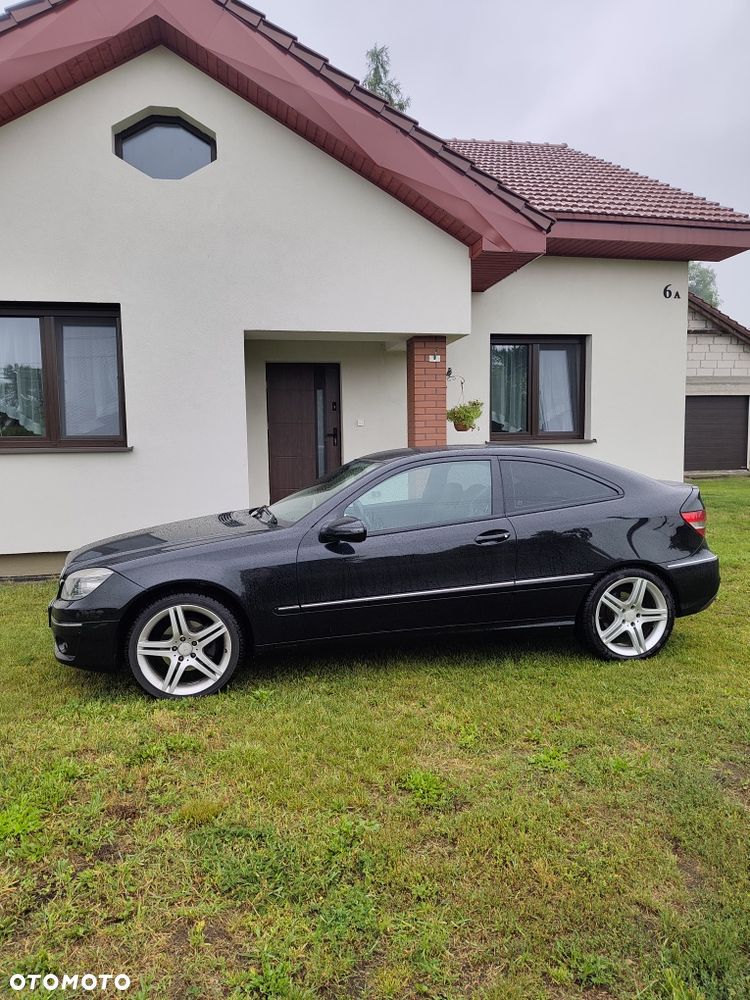 Mercedes-Benz CLC - 1