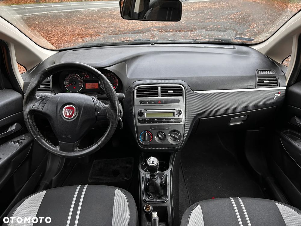 Fiat Grande Punto 1.4 8V Start - 12