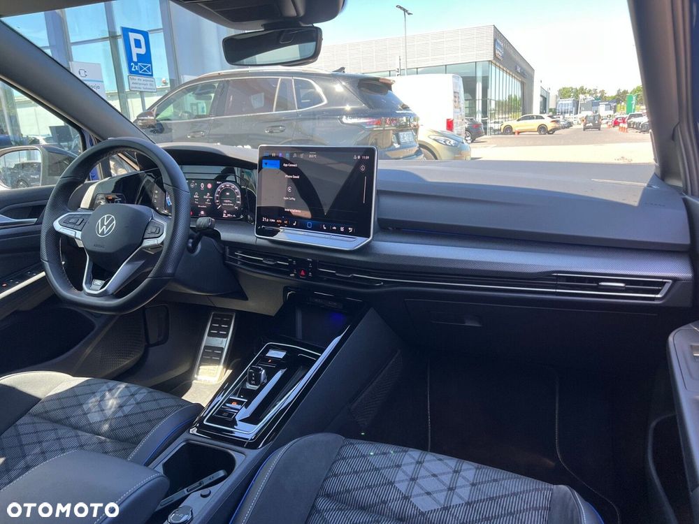 Volkswagen Golf - 7