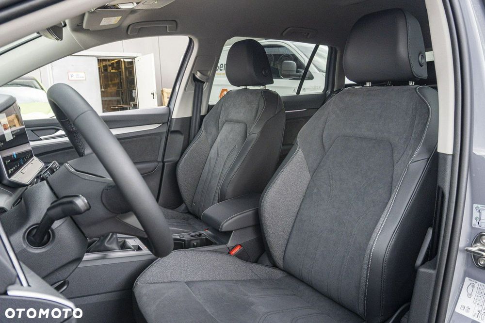 Volkswagen Golf - 13