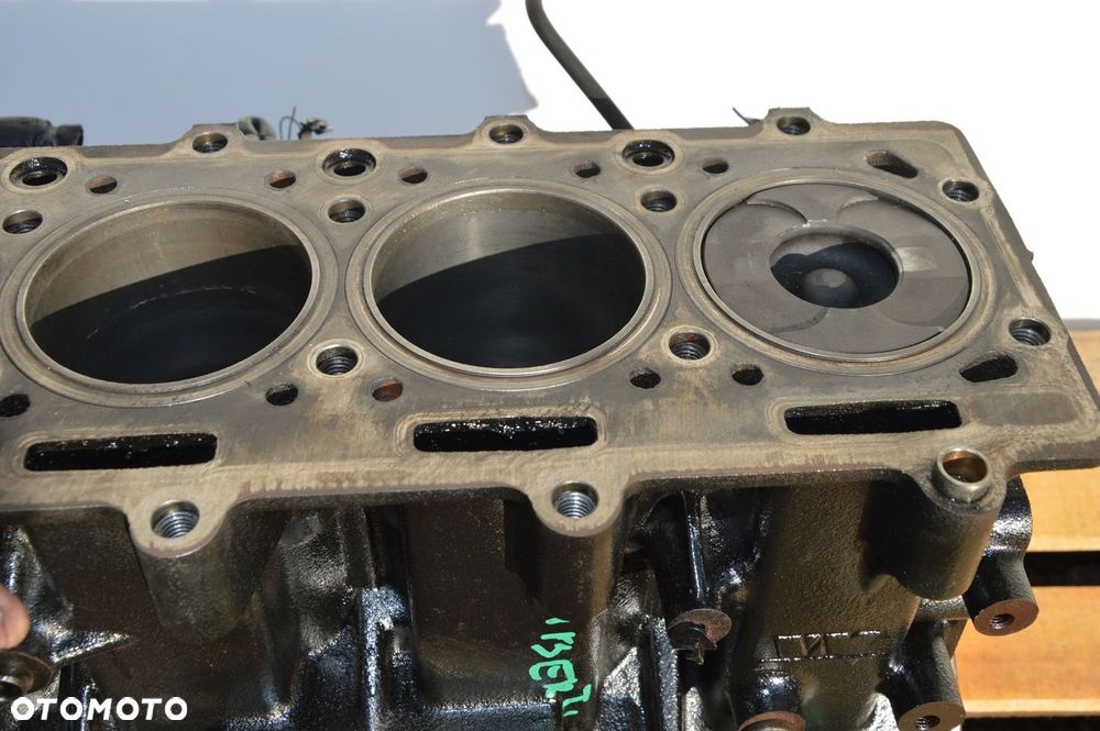 blok silnika wał tłoki panewki jeep cherokee liberty kj 2.5 crd VM99B - 5