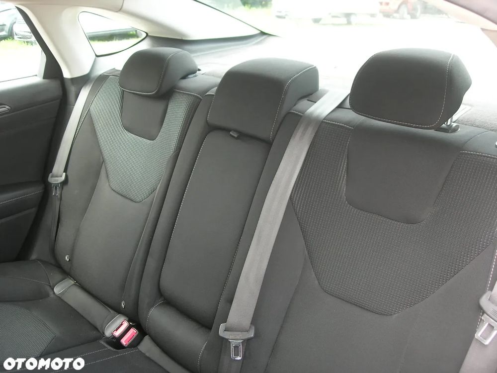 Ford Mondeo 2.0 Hybrid Trend - 18
