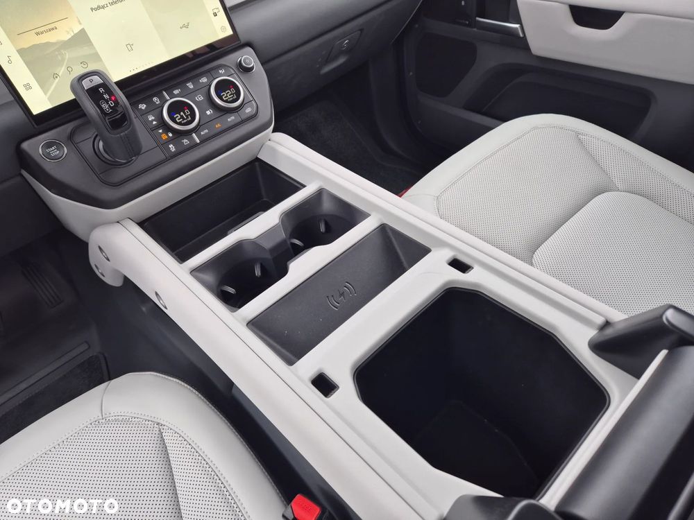 Land Rover Defender 3.0 D250 mHEV S - 13