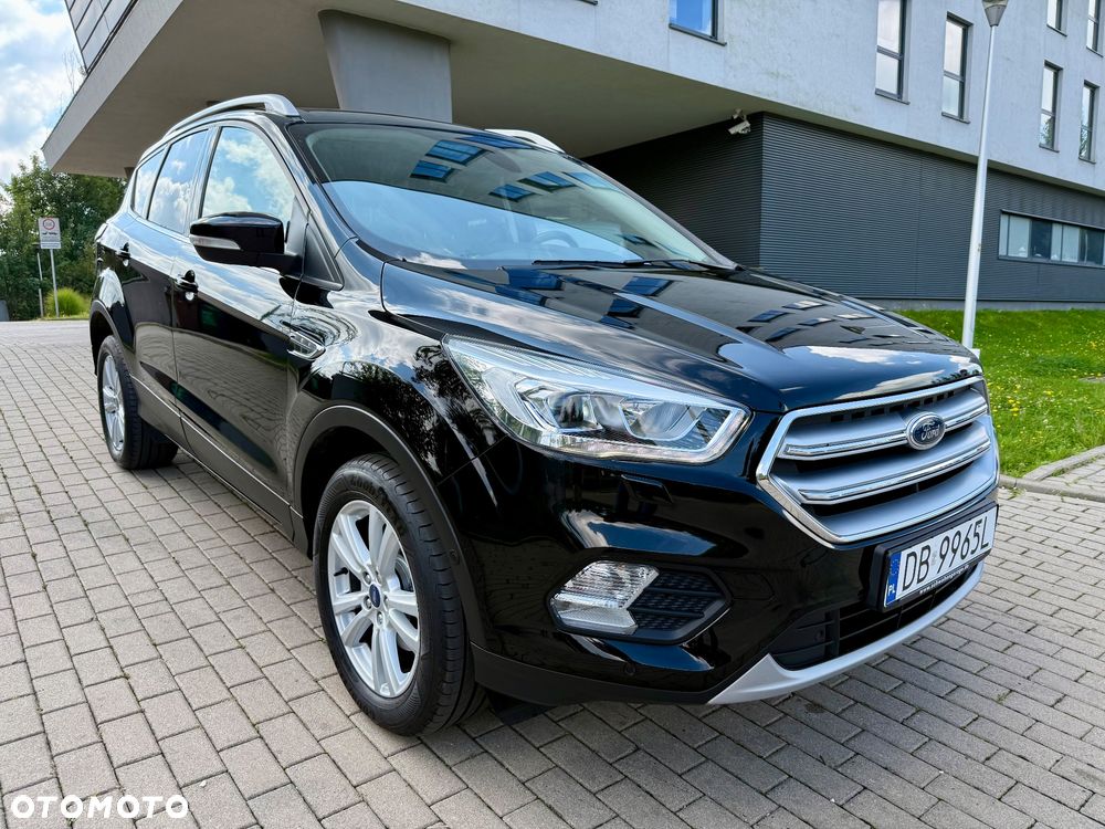 Ford Kuga 1.5 EcoBoost 2x4 Titanium - 3
