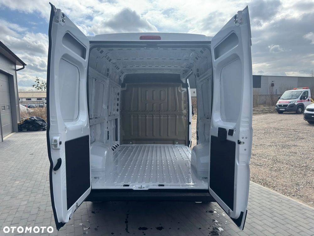 Opel Movano Furgon L2H2 2.2 Diesel 120KM MT6 Euro 6E DMC 3.0t 11.5m3 - 13