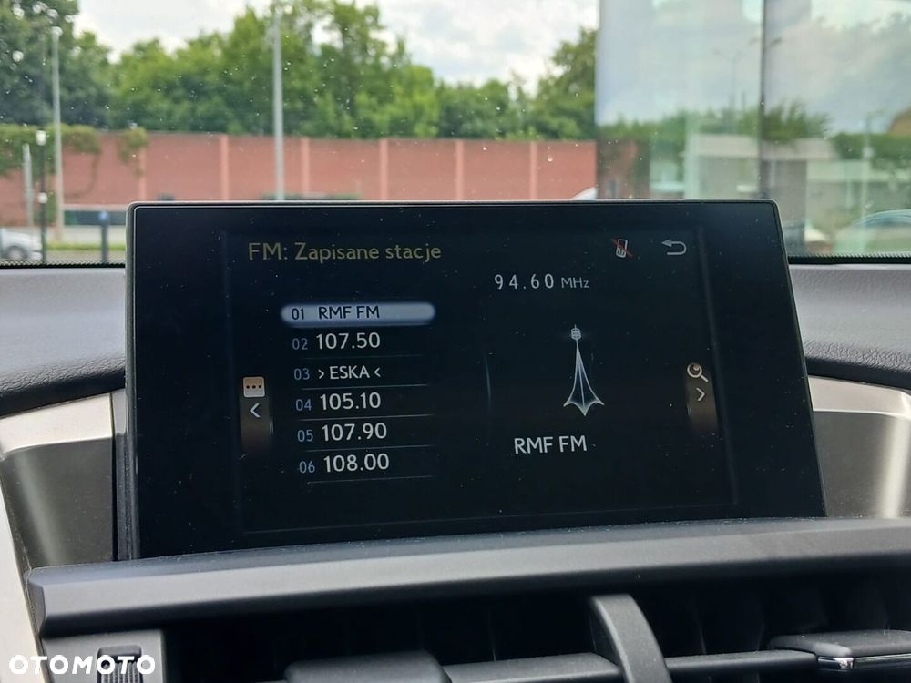 Lexus NX 200t Comfort AWD - 19