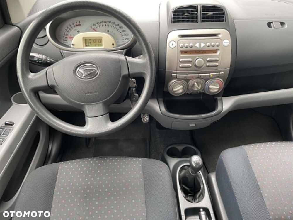 Daihatsu Sirion 1.0 - 17