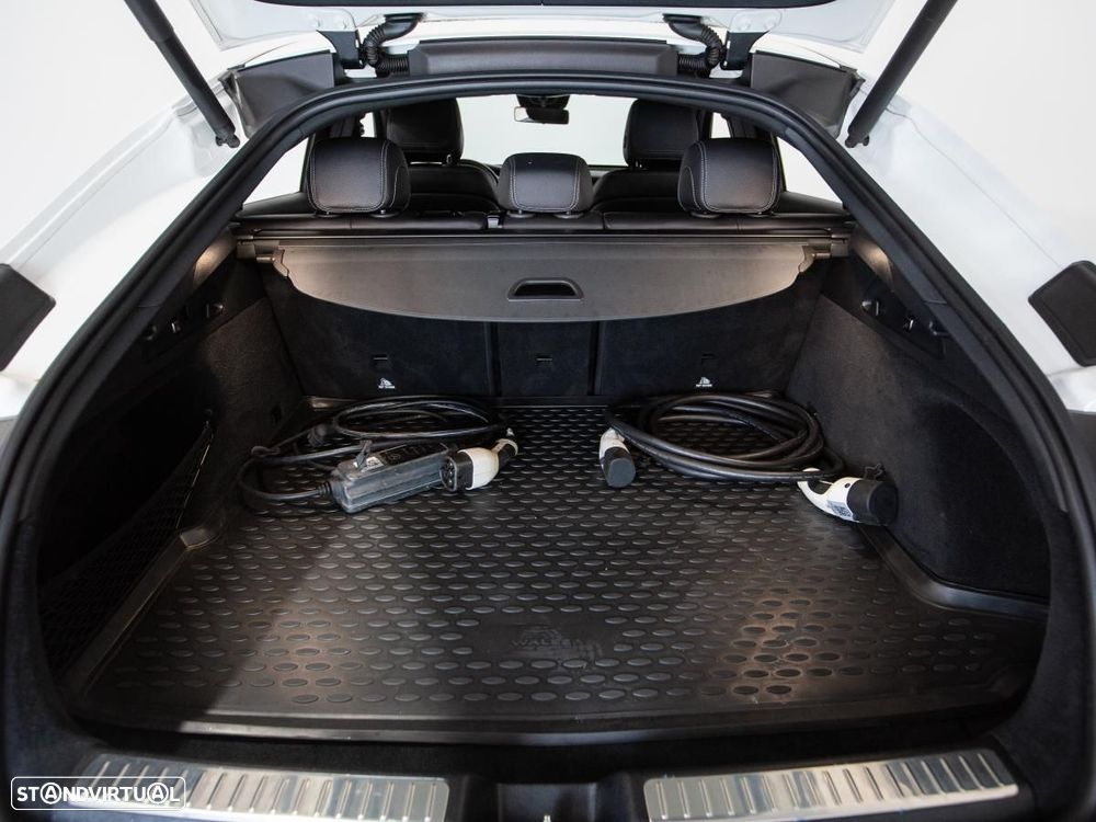 Mercedes-Benz GLC 300 e Coupé 4Matic - 13