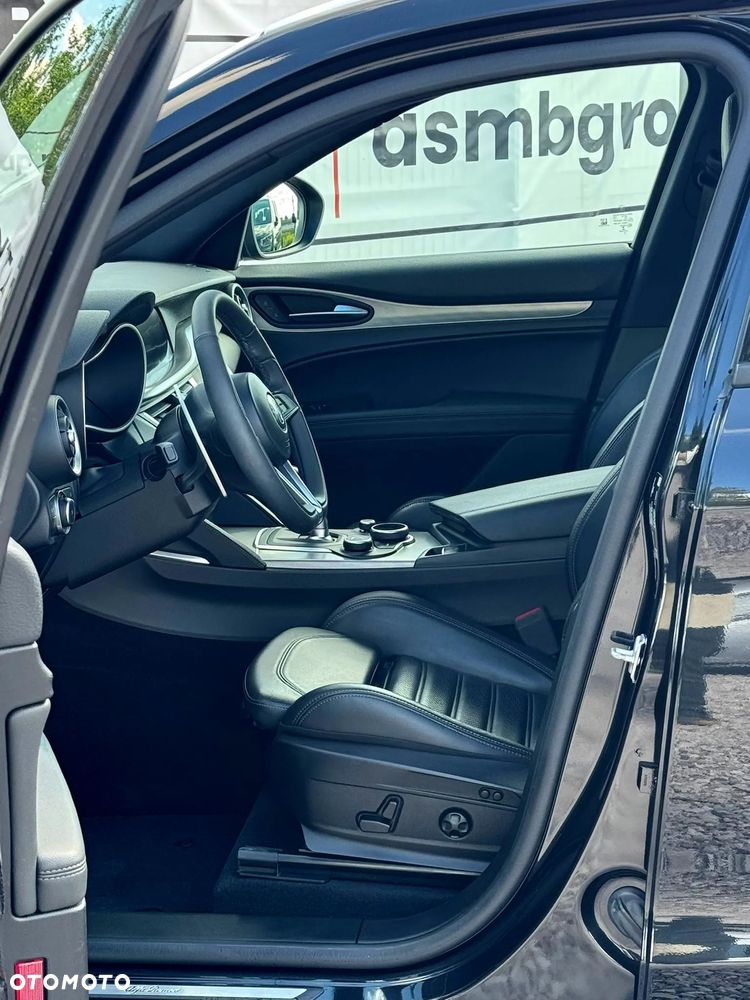 Alfa Romeo Stelvio 2.0 Turbo Executive Q4 - 9