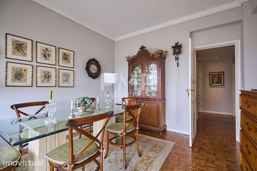 Apartamento T5 (ex T6) Avenida Estados Unidos da América - Grande imagem: 5/28