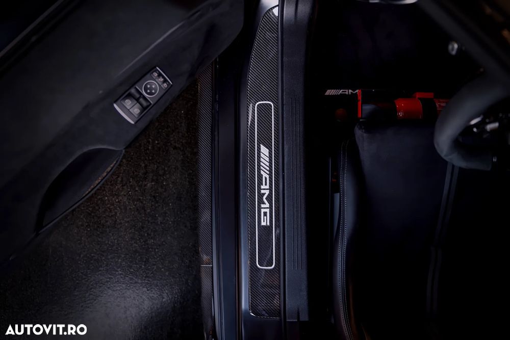 Mercedes-Benz AMG GT - 16