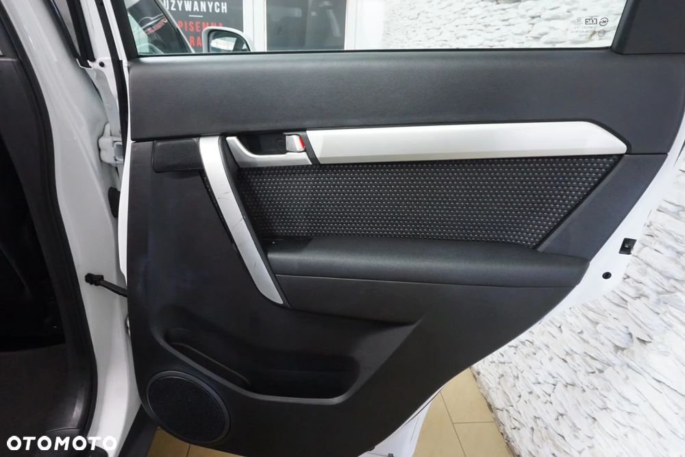 Chevrolet Captiva 2.2 2WD LT+ - 21