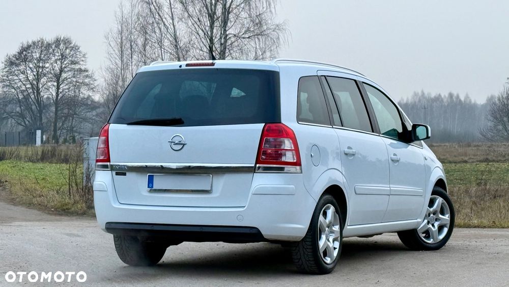 Opel Zafira 1.8 - 20
