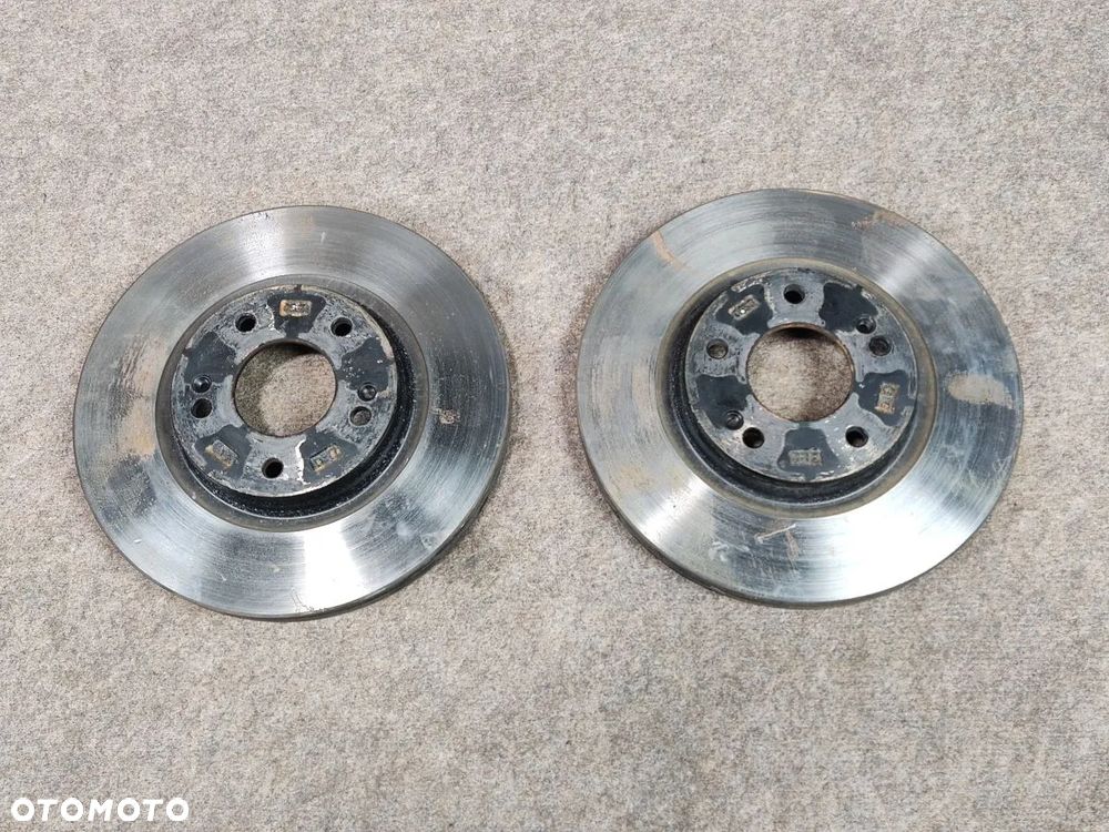 HYUNDAI E KONA 39 kWh 19-20r Tarcze Hamulcowe Przód - 1