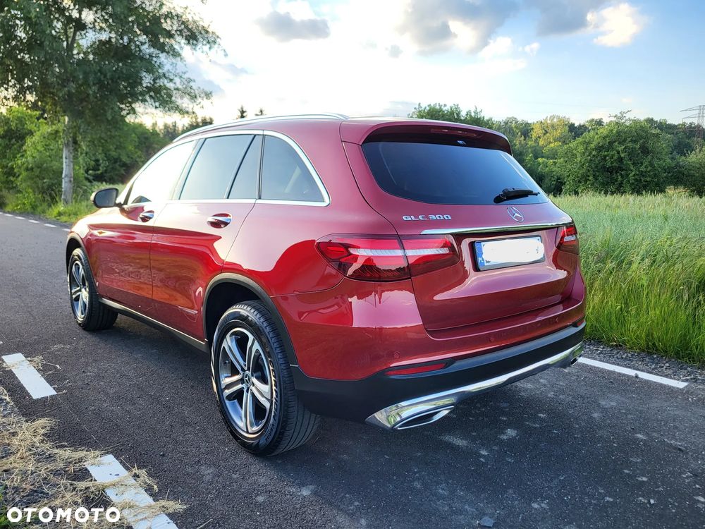 Mercedes-Benz GLC - 4