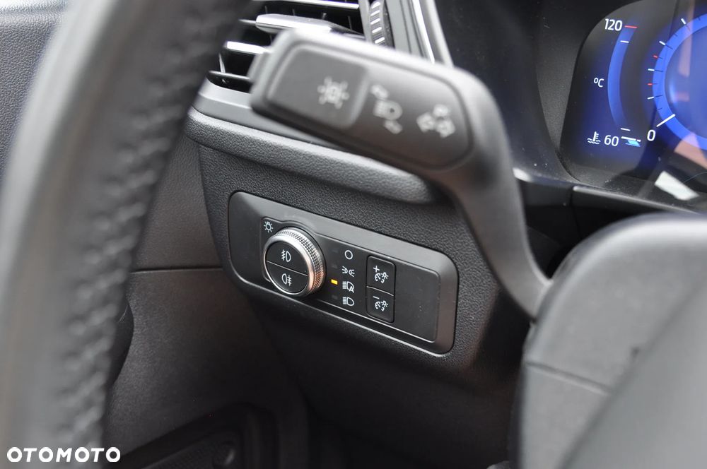 Ford Kuga - 28