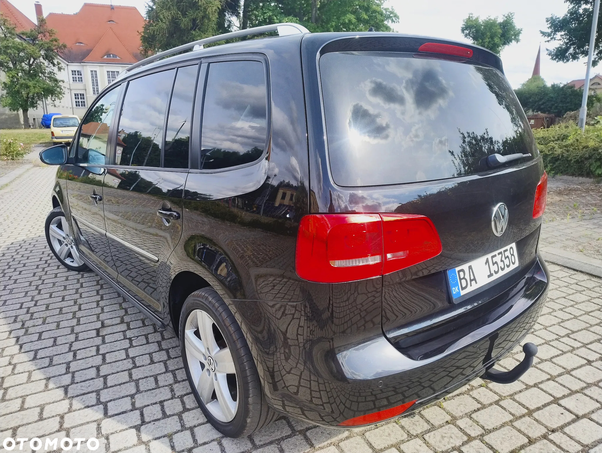 Volkswagen Touran 2.0 TDI DPF DSG Highline - 5