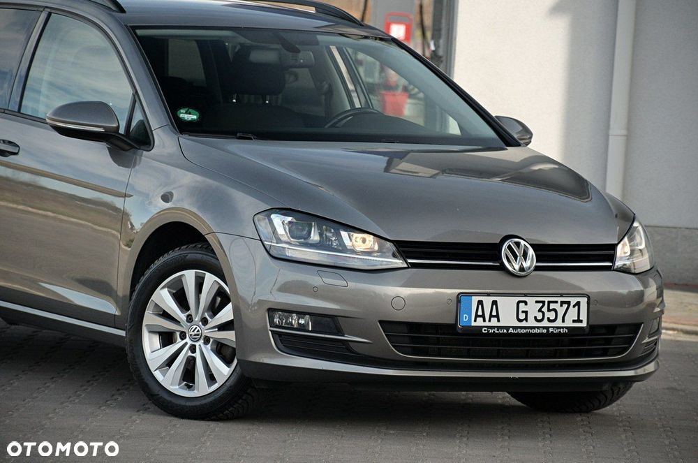Volkswagen Golf - 4