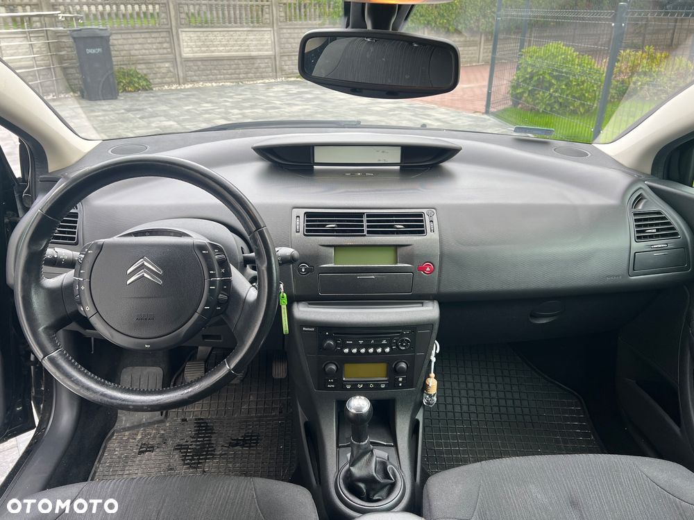 Citroën C4 1.4 16V Equilibre - 15