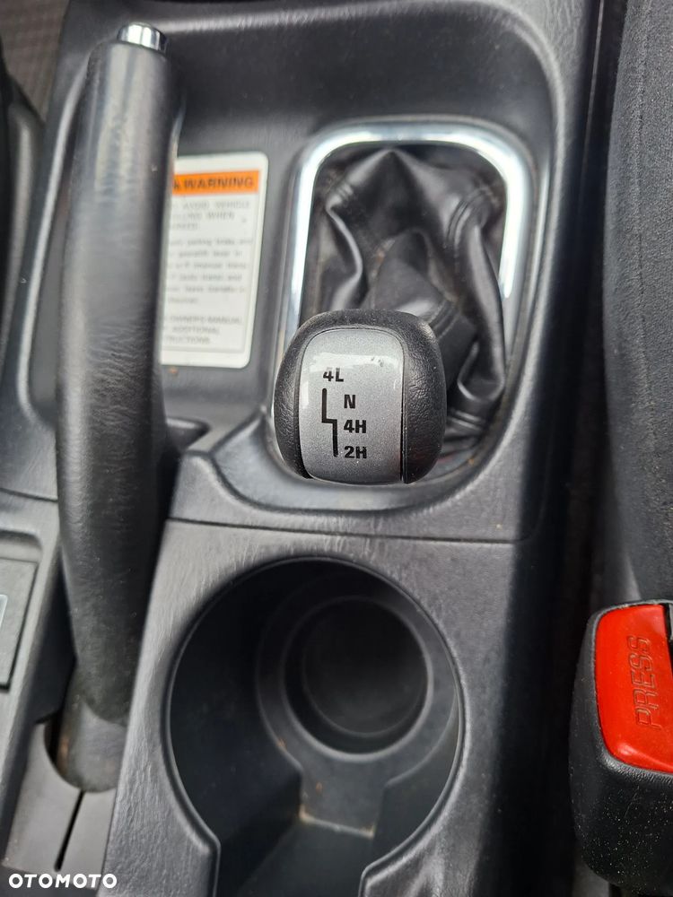 Suzuki Grand Vitara 1.6 Comfort Limited - 30