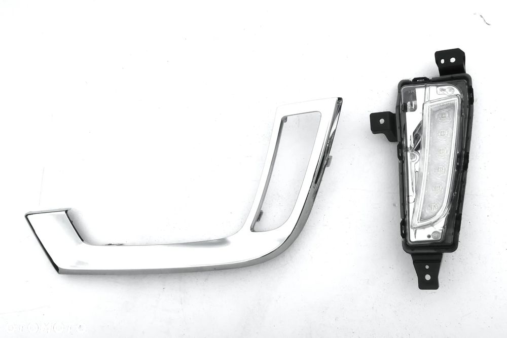 SUZUKI VITARA 3 III 2018 - Lampa LED DRL + listwa CHROM zderzak L ORYGINAŁ - 1