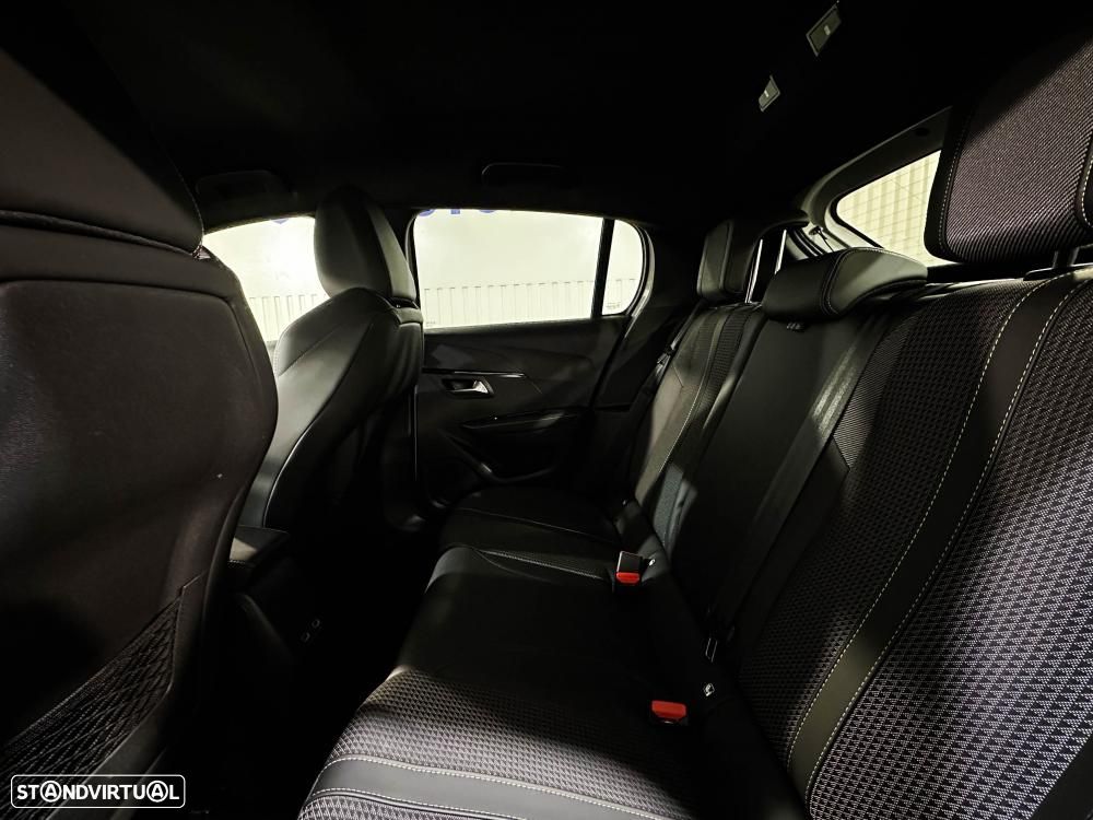 Peugeot e-208 50 kWh GT Pack - 10