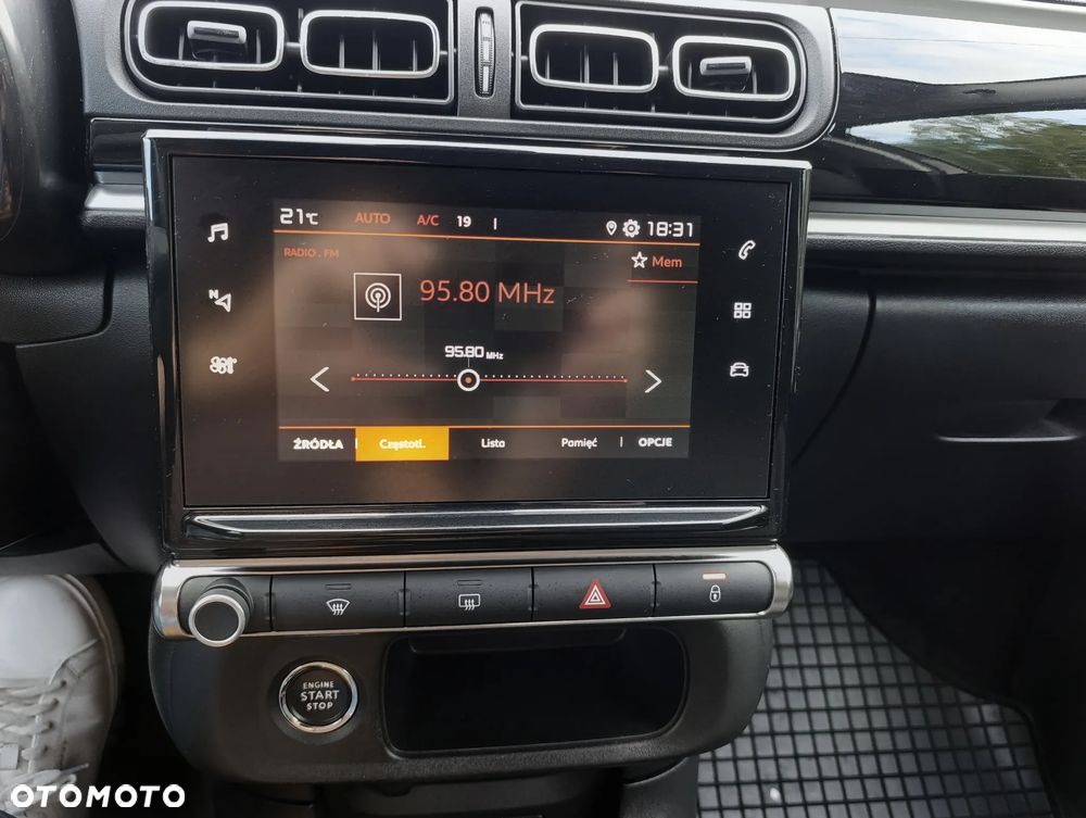 Citroën C3 1.2 PureTech Shine EAT6 - 24