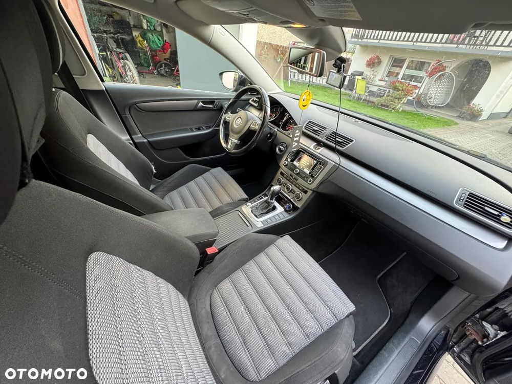Volkswagen Passat 2.0 TDI 4Mot Highline DSG - 7