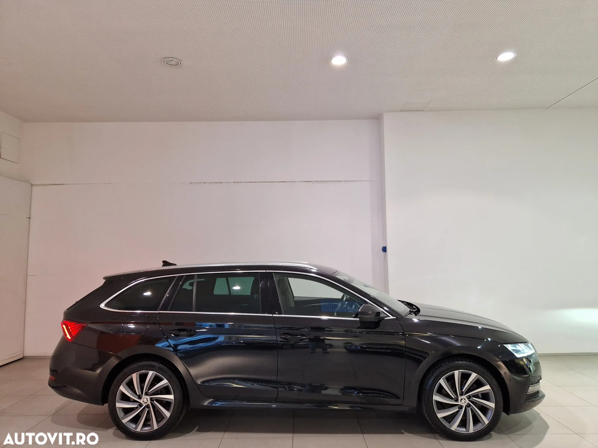 Skoda Octavia Combi 1.4 TSI iV DSG Style - 6