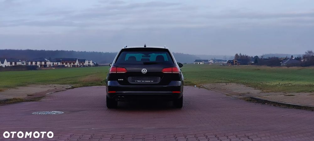 Volkswagen Golf GTD (BlueMotion Technology) DSG - 7