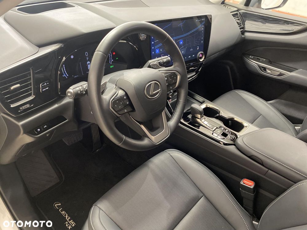 Lexus NX - 10