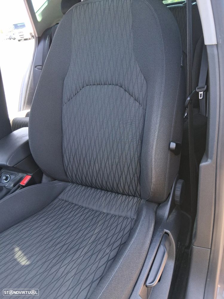 SEAT Leon 1.6 TDI Reference Ecomotive - 45