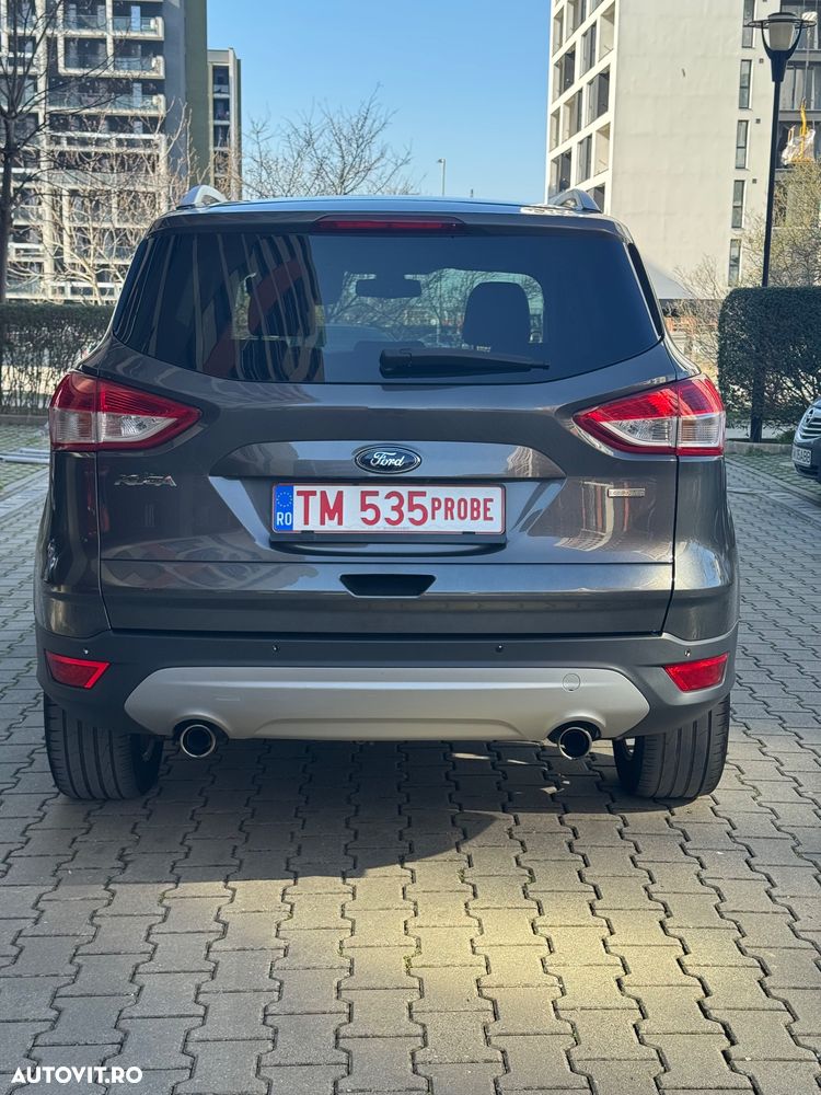 Ford Kuga 1.5 EcoBoost 2x4 Titanium - 8