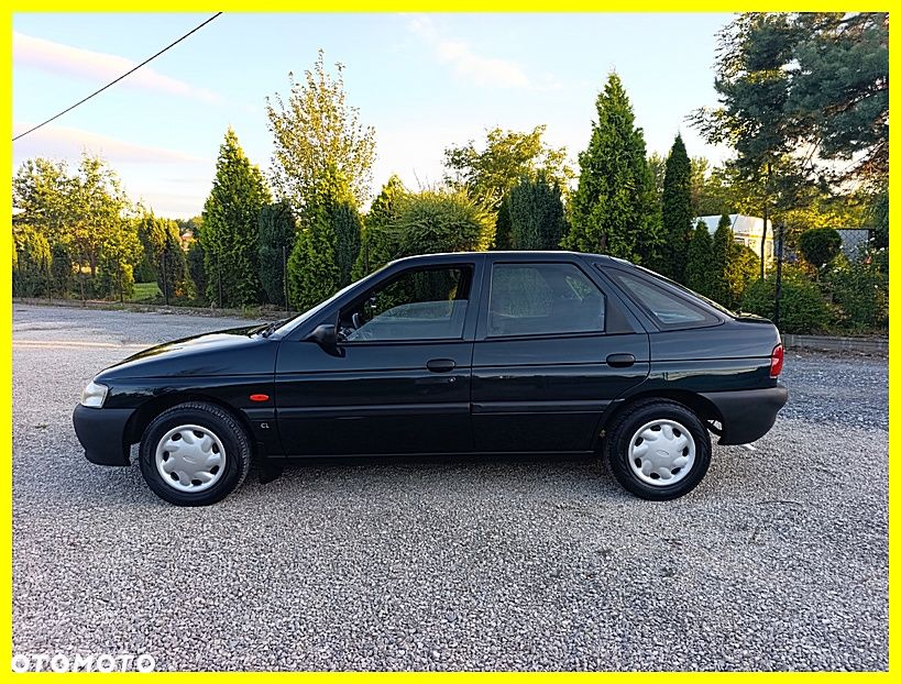 Ford Escort 1.3 CL - 5