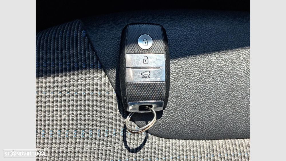 Kia Niro 1.6 GDi HEV EX - 17