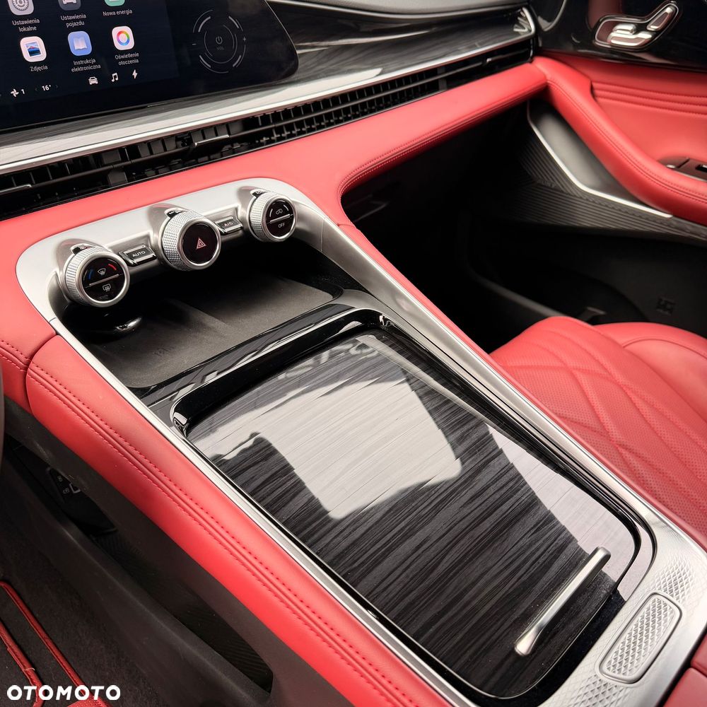 Omoda 9 1.5 Super Hybrid Exclusive AWD - 17