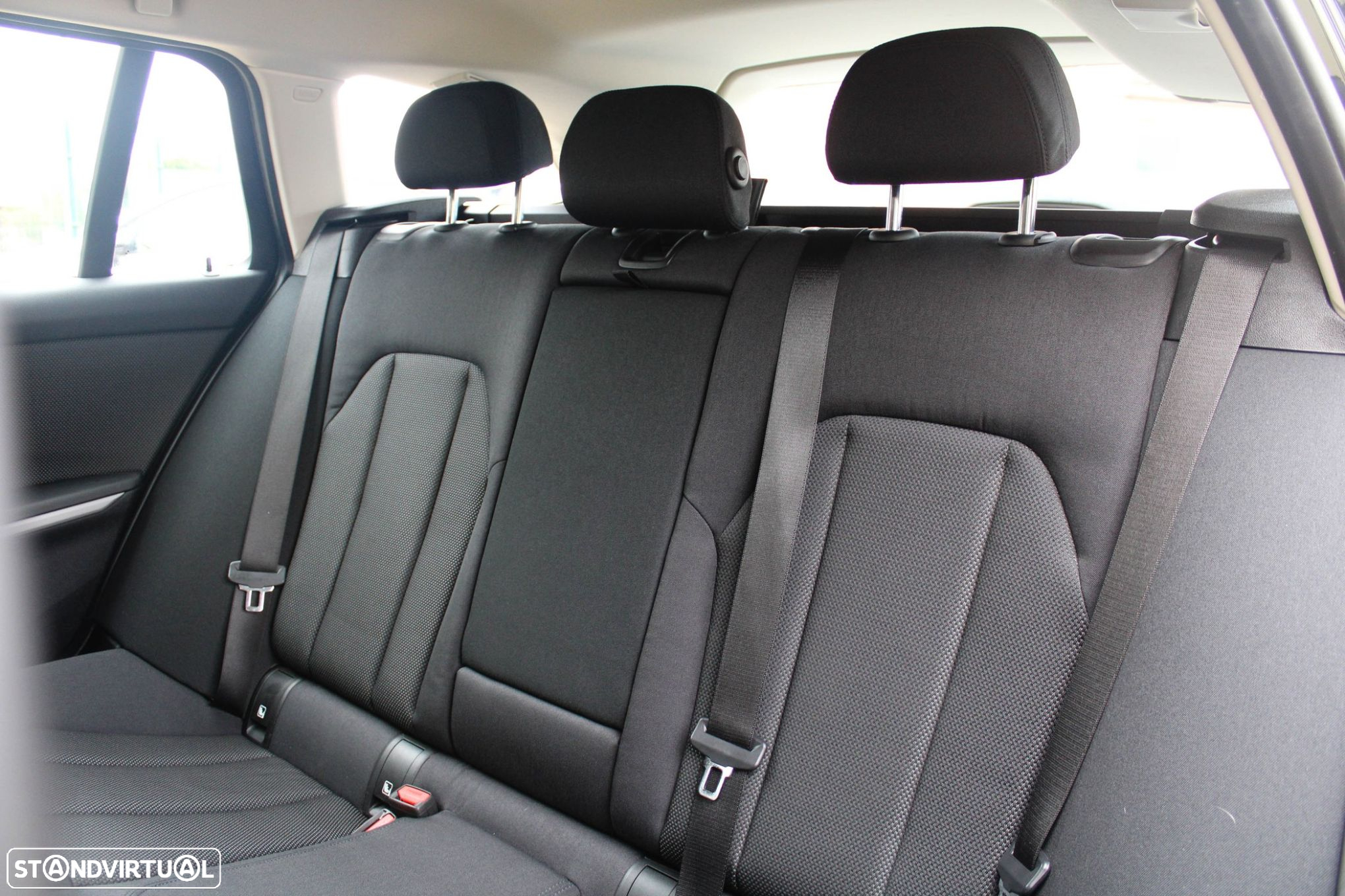 BMW 318 d Touring - 45