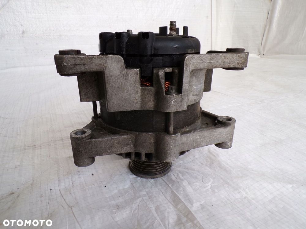 Opel Astra IV J MERIVA B 1.4 16V ALTERNATOR 13500582 - 2