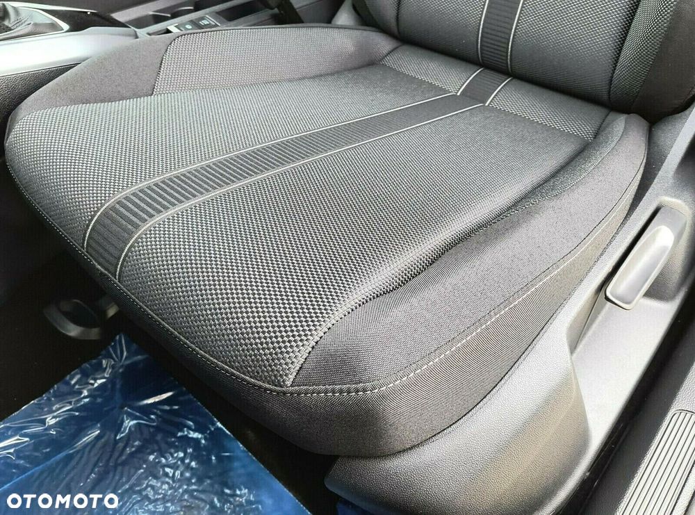 Volkswagen T-Roc - 19