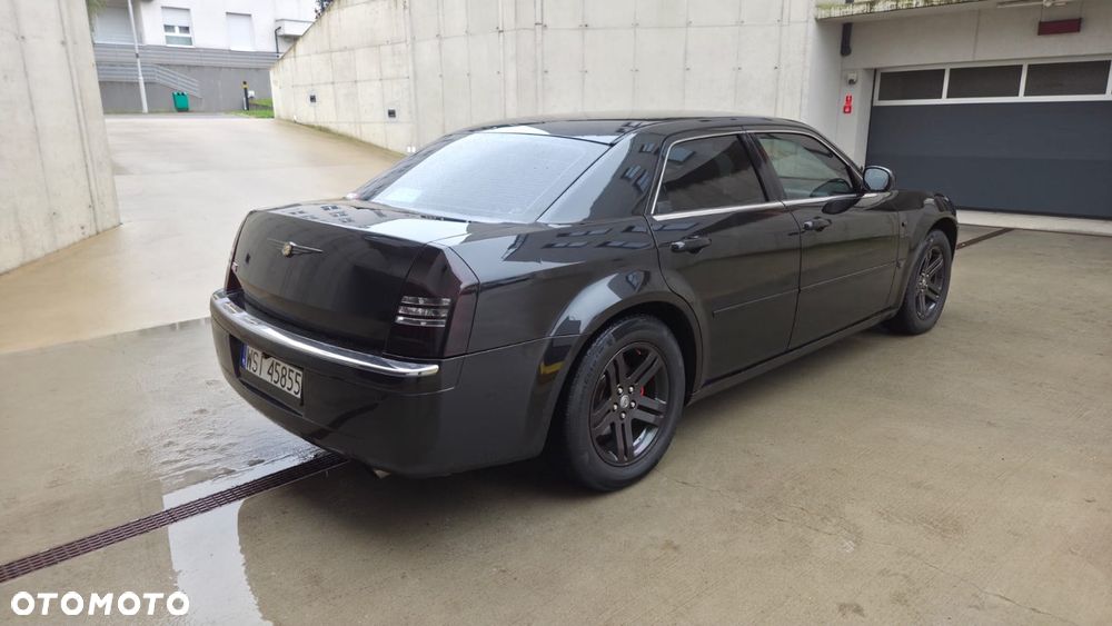 Chrysler 300C - 4