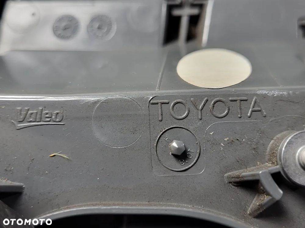 TOYOTA AVENSIS T27 09-12 SEDAN TYLNA LAMPA PRAWA KOMPLETNA - 3